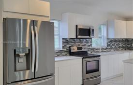 4-zimmer haus in der stadt 196 m² in Miami, Vereinigte Staaten. $800 000