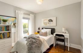 8-zimmer haus in der stadt in Toronto, Kanada. C$2 006 000