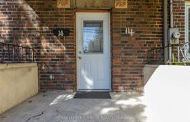 10-zimmer haus in der stadt in York, Kanada. C$1 308 000