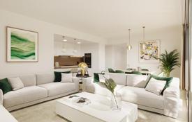 Wohnung – Estepona, Andalusien, Spanien. 380 000 €