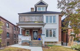 Haus in der Stadt – Kingston Road, Toronto, Ontario,  Kanada. C$1 882 000