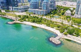 2-zimmer wohnung in Lake Shore Boulevard West, Kanada. C$1 022 000