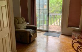 11-zimmer haus in der stadt in North York, Kanada. C$1 686 000
