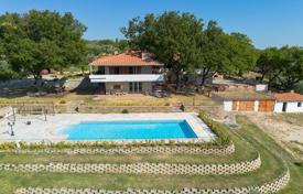 19-zimmer landgut 540 m² in Sinalunga, Italien. 1 190 000 €