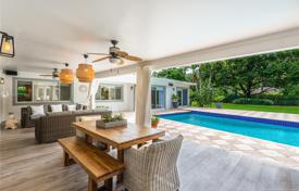 Villa – Pinecrest, Florida, Vereinigte Staaten. $1 800 000