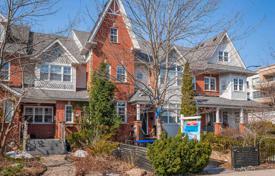 8-zimmer stadthaus in Old Toronto, Kanada. C$2 500 000