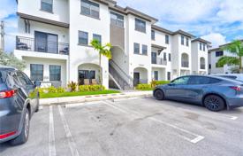 Eigentumswohnung – West End, Miami, Florida,  Vereinigte Staaten. $425 000