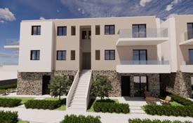 New residential complex with apartments in Nikiti, Griechenland. ab 120 000 €