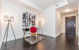 2-zimmer wohnung in Richmond Street West, Kanada. C$976 000