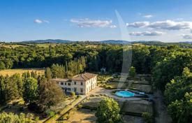 15-zimmer villa 1056 m² in Monteriggioni, Italien. 2 350 000 €