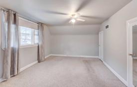 4-zimmer haus in der stadt in Etobicoke, Kanada. C$1 775 000