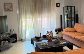 2-zimmer wohnung 97 m² in Athen, Griechenland. 320 000 €