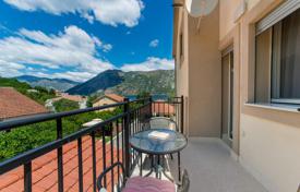 6-zimmer villa 240 m² in Stoliv, Montenegro. 750 000 €