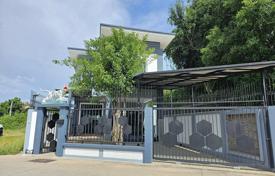 Haus in der Stadt – Jomtien, Pattaya, Chonburi,  Thailand. $225 000