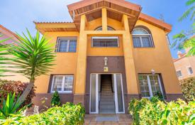 3-zimmer villa 145 m² in Adeje, Spanien. 1 250 000 €