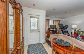 9-zimmer haus in der stadt in York, Kanada. C$1 208 000