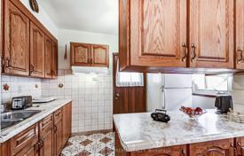 8-zimmer haus in der stadt in York, Kanada. C$2 124 000