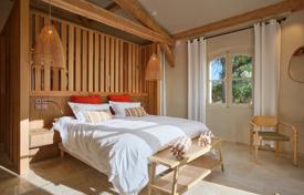 Villa – La Croix-Valmer, Côte d'Azur, Frankreich. 20 000 €  pro Woche
