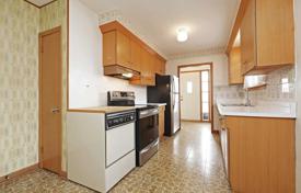 8-zimmer stadthaus in North York, Kanada. C$1 187 000