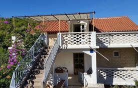Haus in der Stadt – Stari Grad, Split-Dalmatia County, Kroatien. 500 000 €