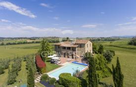13-zimmer landgut 356 m² in Perugia, Italien. 895 000 €