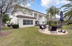 6-zimmer haus in der stadt 521 m² in Miramar (USA), Vereinigte Staaten. $1 400 000