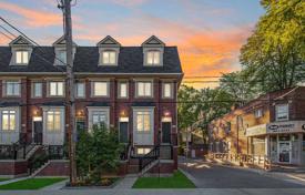 Stadthaus – Kingston Road, Toronto, Ontario,  Kanada. C$1 434 000