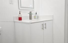 4-zimmer haus in der stadt 189 m² in Miami, Vereinigte Staaten. $730 000