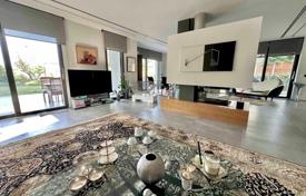 4-zimmer villa 370 m² in Pylaia, Griechenland. 1 800 000 €