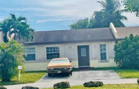 3-zimmer haus in der stadt 99 m² in Miami Gardens, Vereinigte Staaten. $355 000
