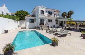 6-zimmer villa 1023 m² in Estepona, Spanien. 2 390 000 €