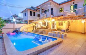 Einfamilienhaus – Pattaya, Chonburi, Thailand. $221 000