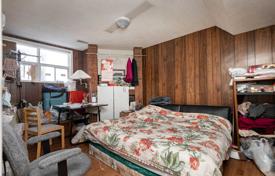 8-zimmer haus in der stadt in Scarborough, Kanada. C$1 610 000