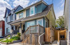 3-zimmer stadthaus in Old Toronto, Kanada. C$1 312 000