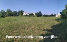 Grundstück in Tinjan, Kroatien. 187 000 €