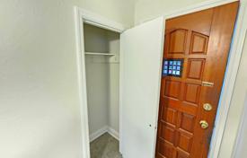 5-zimmer haus in der stadt in North York, Kanada. C$2 147 000