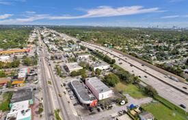 4-zimmer haus in der stadt 109 m² in Miami, Vereinigte Staaten. $300 000