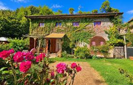 Grundstück in Pescaglia, Italien. 1 200 000 €