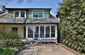 4-zimmer stadthaus in East York, Kanada. C$994 000