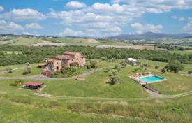 26-zimmer landgut 1000 m² in Montecatini Val di Cecina, Italien. Price on request