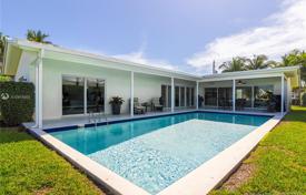 Villa – Miami Beach, Florida, Vereinigte Staaten. $1 990 000