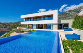 Villa – Karlobag, Litsko-Senskaya County, Kroatien. 2 240 000 €