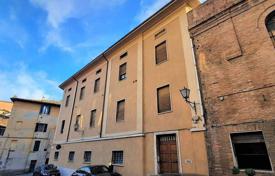Wohnung – Siena, Toskana, Italien. 772 000 €