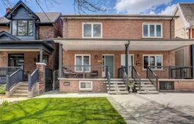 Stadthaus – Brock Avenue, Old Toronto, Toronto,  Ontario,   Kanada. C$1 783 000
