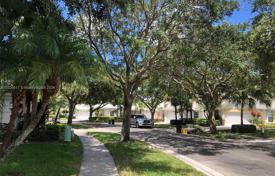 Haus in der Stadt – Palm Beach Gardens, Florida, Vereinigte Staaten. $725 000