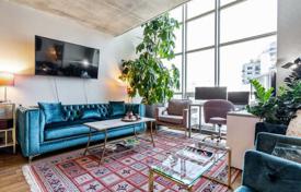 2-zimmer wohnung in Blue Jays Way, Kanada. C$1 099 000