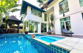 5-zimmer villa 360 m² in Pattaya, Thailand. $802 000