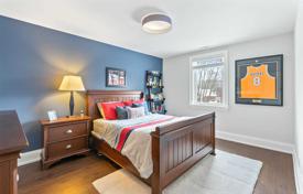 3-zimmer haus in der stadt in North York, Kanada. C$2 632 000