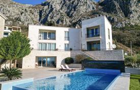 4-zimmer villa 600 m² in Blizikuće, Montenegro. 3 000 000 €