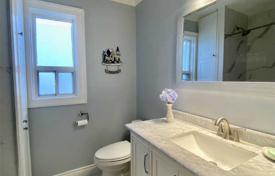 4-zimmer haus in der stadt in Etobicoke, Kanada. C$1 413 000